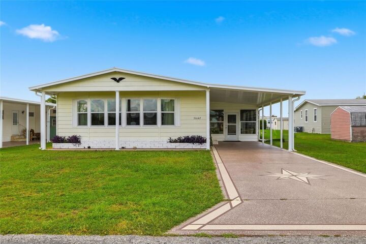 Property Photo: 36642 Lakewood Drive FL 33542