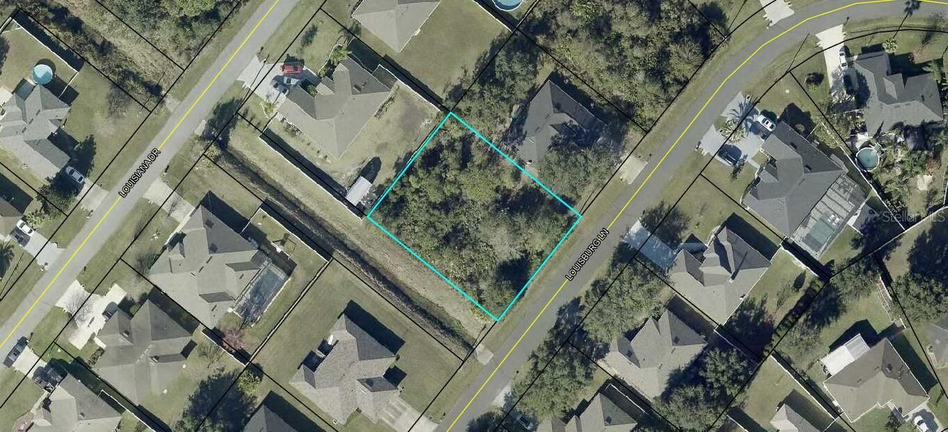 Property Photo: 7 Louisburg Lane FL 32137