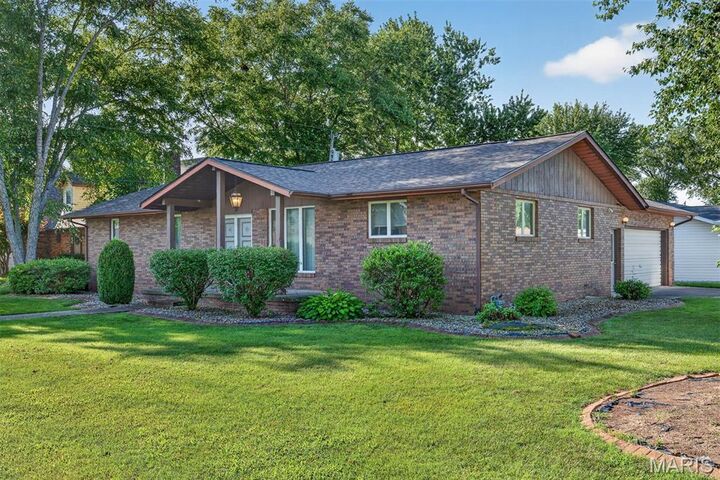 Property Photo:  155 Keeven Drive  IL 62249 