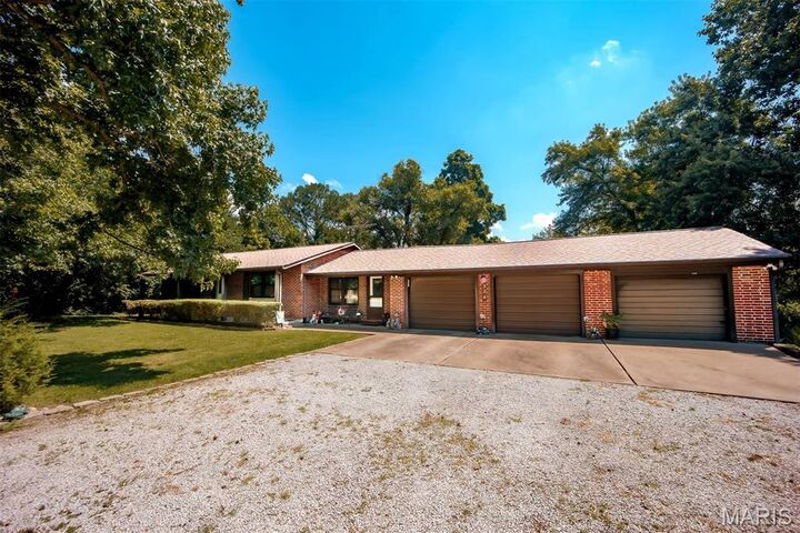 Property Photo: 324 Cys Lane MO 63005