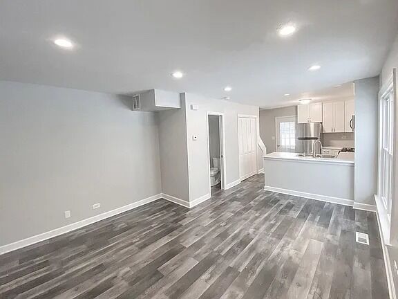 Property Photo: 2605 Wingate Court IL 60502