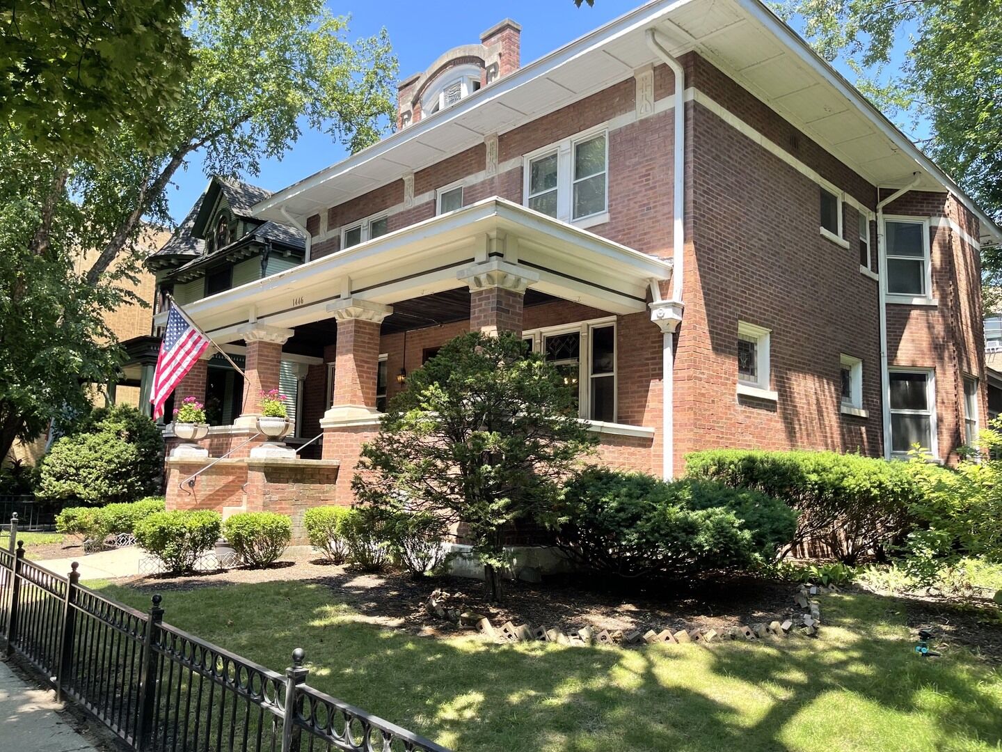 Property Photo:  1446 W Summerdale Avenue W  IL 60640 