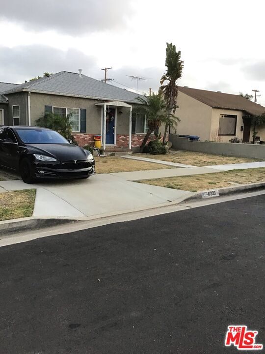 Property Photo: 5338 W 119th Street CA 90304