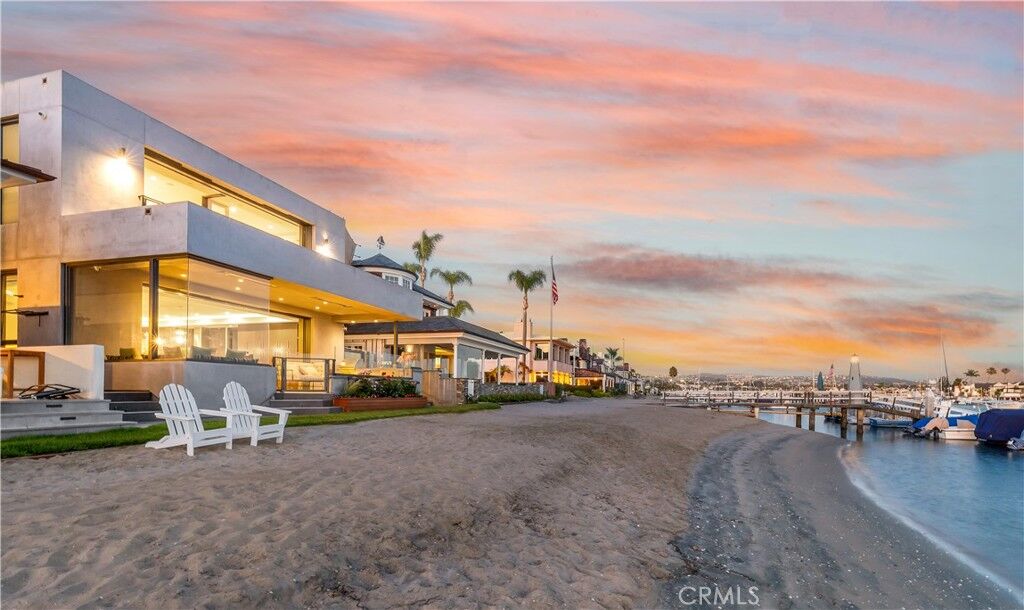 Property Photo:  8 Beacon Bay  CA 92660 
