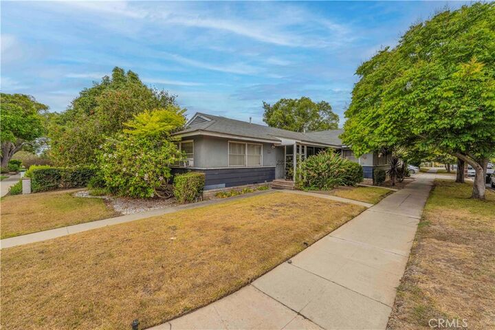 Property Photo:  4900 Dockweiler St  CA 90019 