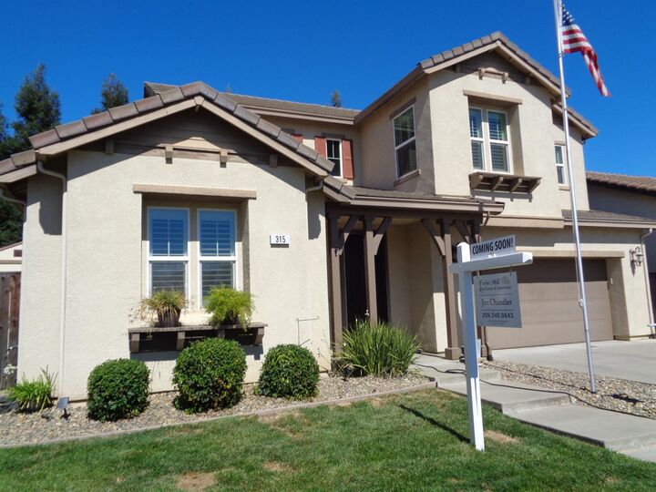 Property Photo: 315 Merlot Drive CA 95361