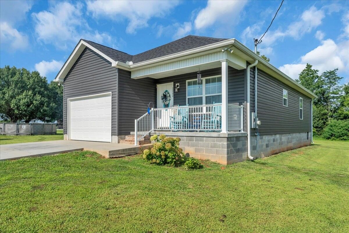 Property Photo:  3366 Oak Grove Rd  TN 37324 