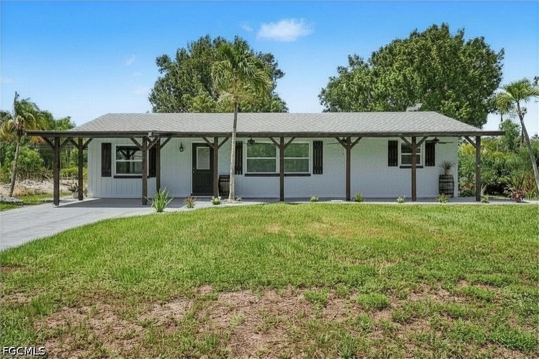 Property Photo:  3728 Gasparilla Street  FL 33956 