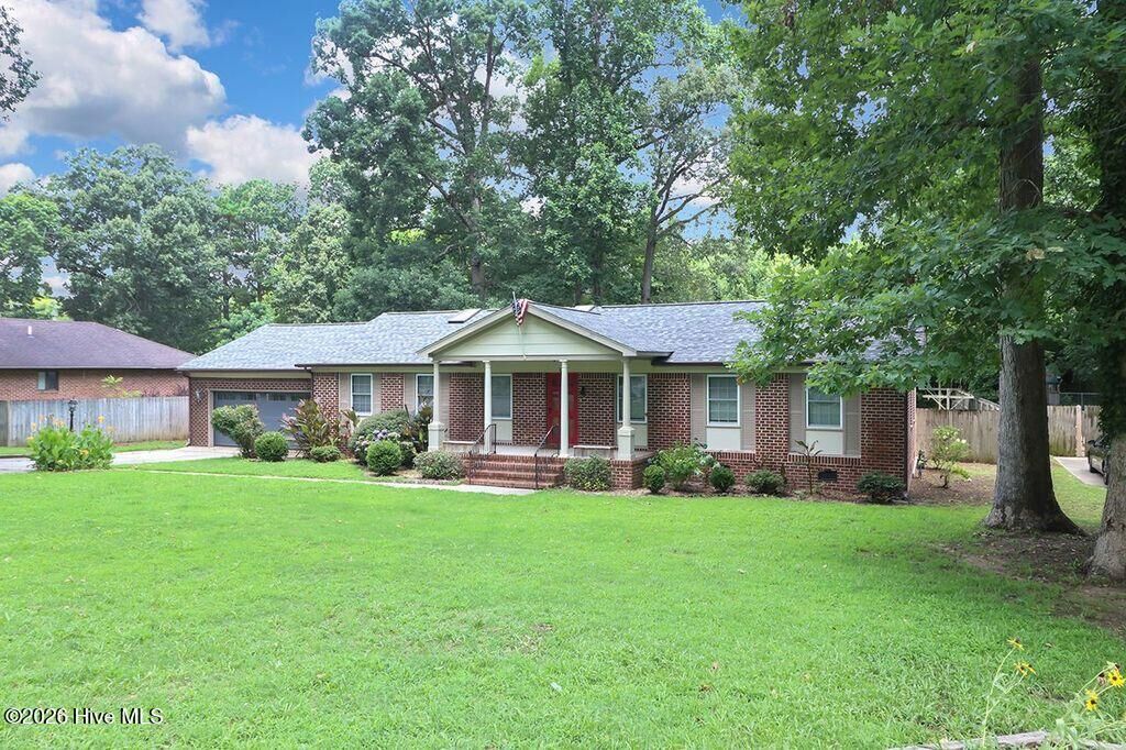 Property Photo:  212 Pinewood Drive  NC 27921 