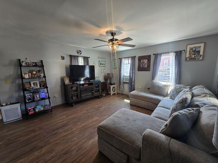 Property Photo:  124 N Higgins Ave  PA 18840 