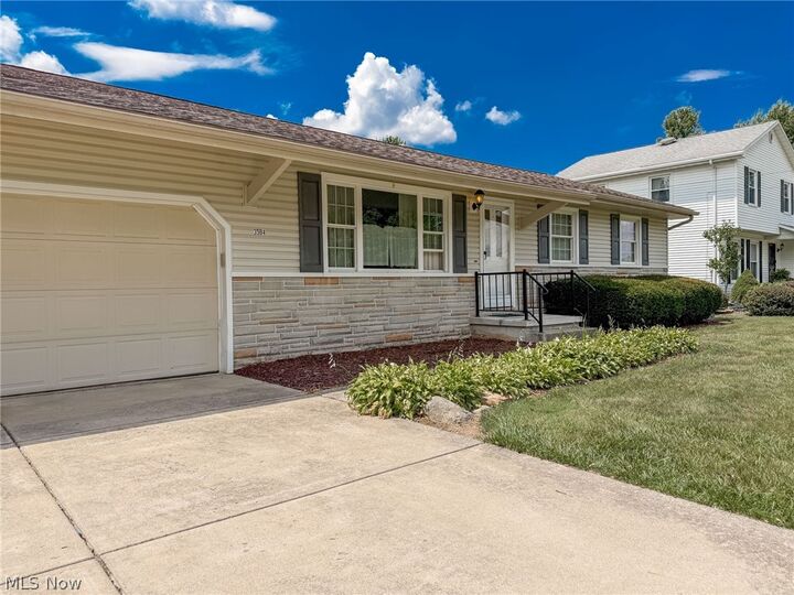 Property Photo: 3504 Orchard Hill Drive OH 44406