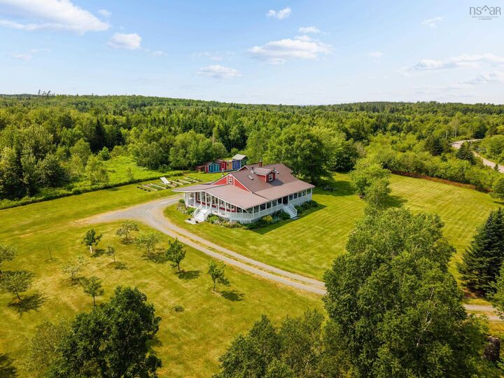 Property Photo: 507 Pinevale Road NS B2G 2L3