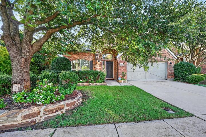 Property Photo:  8021 Branch Hollow Trail  TX 76123 