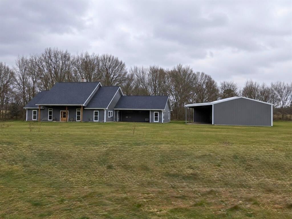 Property Photo: 1094 County Road 2389 TX 75410
