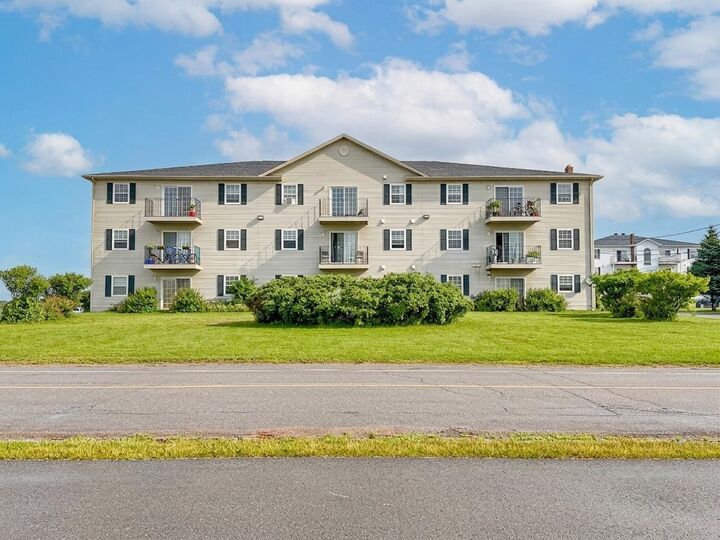 33 Glen Stewart Drive 18 — photo 1