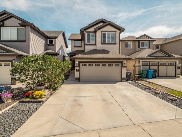 386 Moonlight Way W — photo 1