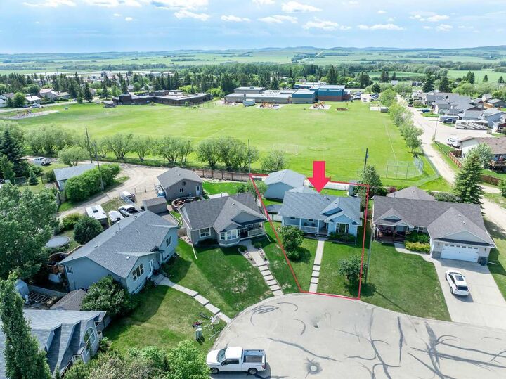 Property Photo: 5310 47A Street Close AB T0C 0J0