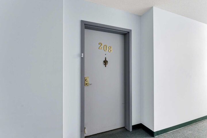 Property Photo: 3090 15 Avenue SE 208 AB T1B 3Z3