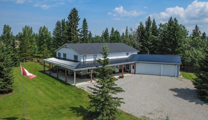 Property Photo: 1101 6 Street SW AB T0M 1X0