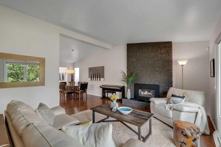 Property Photo: 10219 7 Street SW AB T2W 0G2