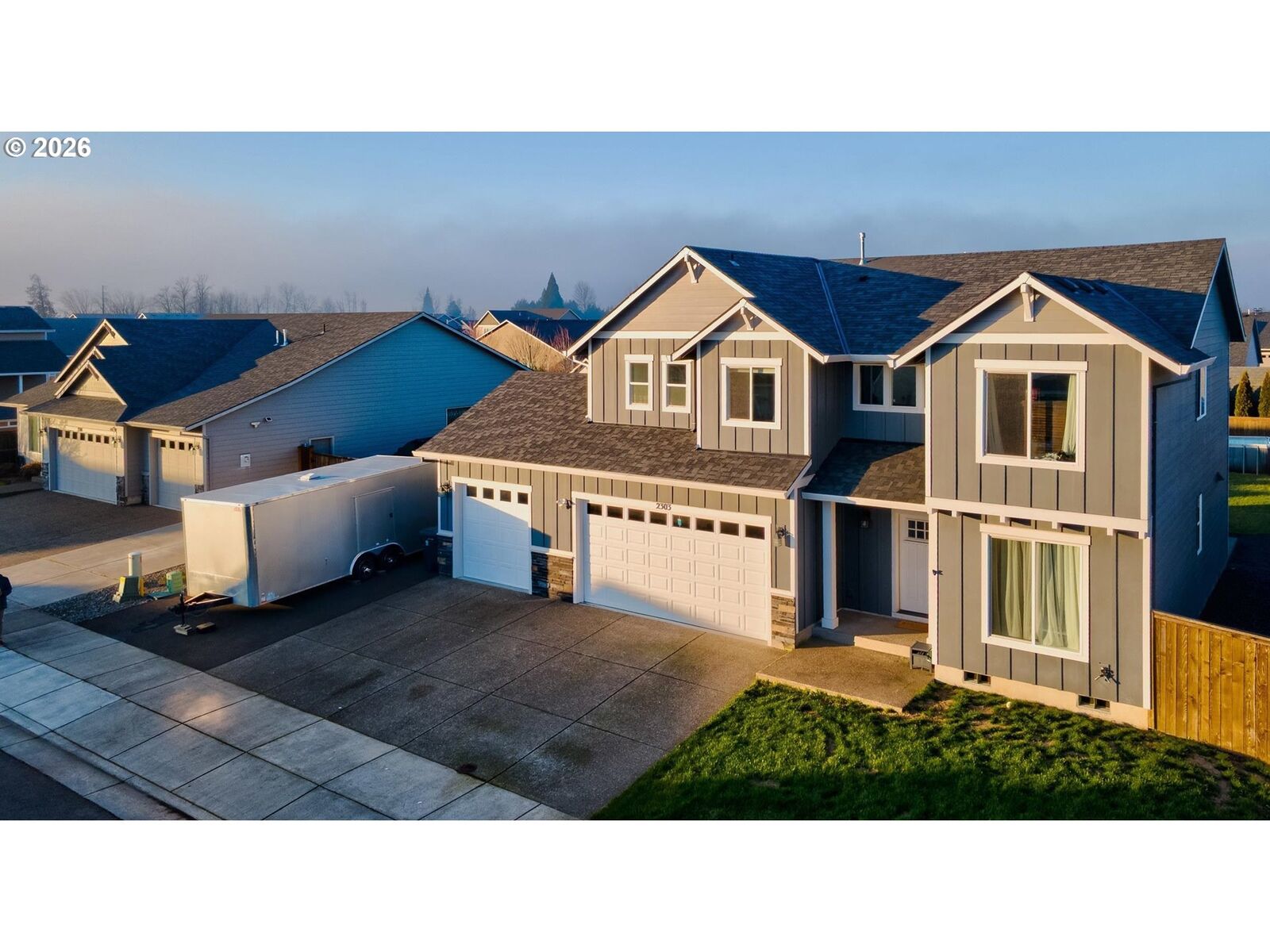 Property Photo: 2303 NE Deciduous Ave OR 97321