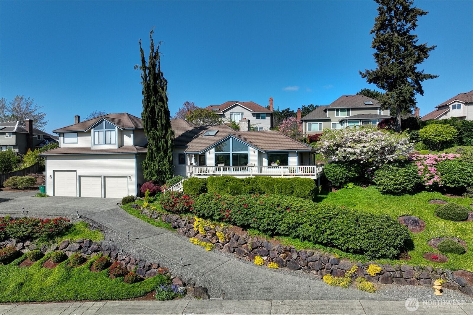 Property Photo: 8211 128th Avenue SE WA 98056