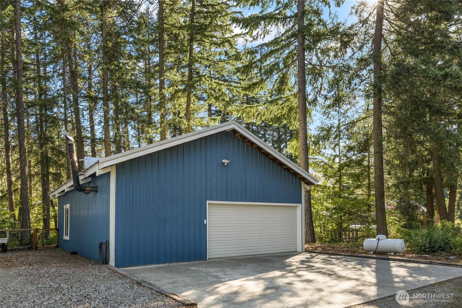 Property Photo:  1230  Wapiti Drive  WA 98922 