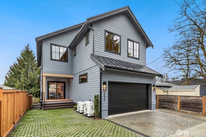 Property Photo:  3032 NE Blakeley Street  WA 98105 