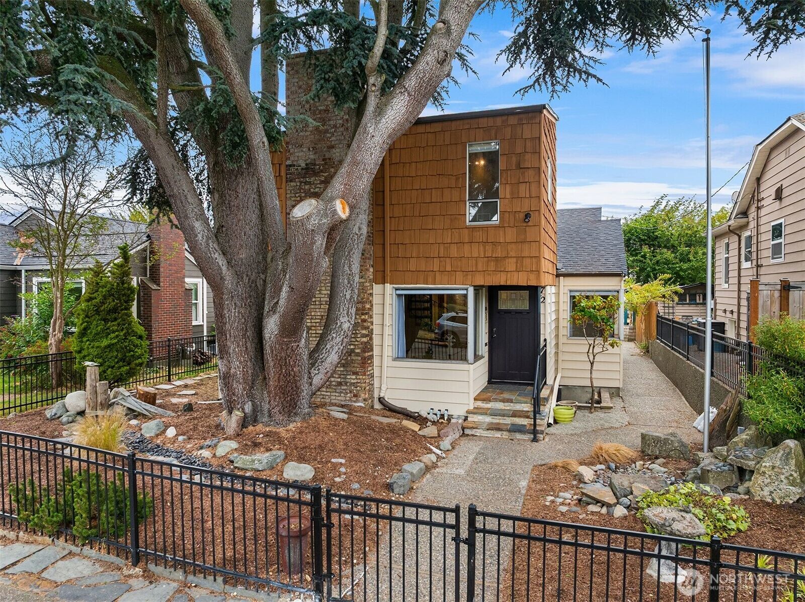 Property Photo: 7712 23rd Avenue NW WA 98117