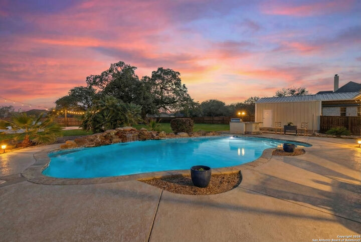 Property Photo:  140 Legacy Trail Dr  TX 78121 
