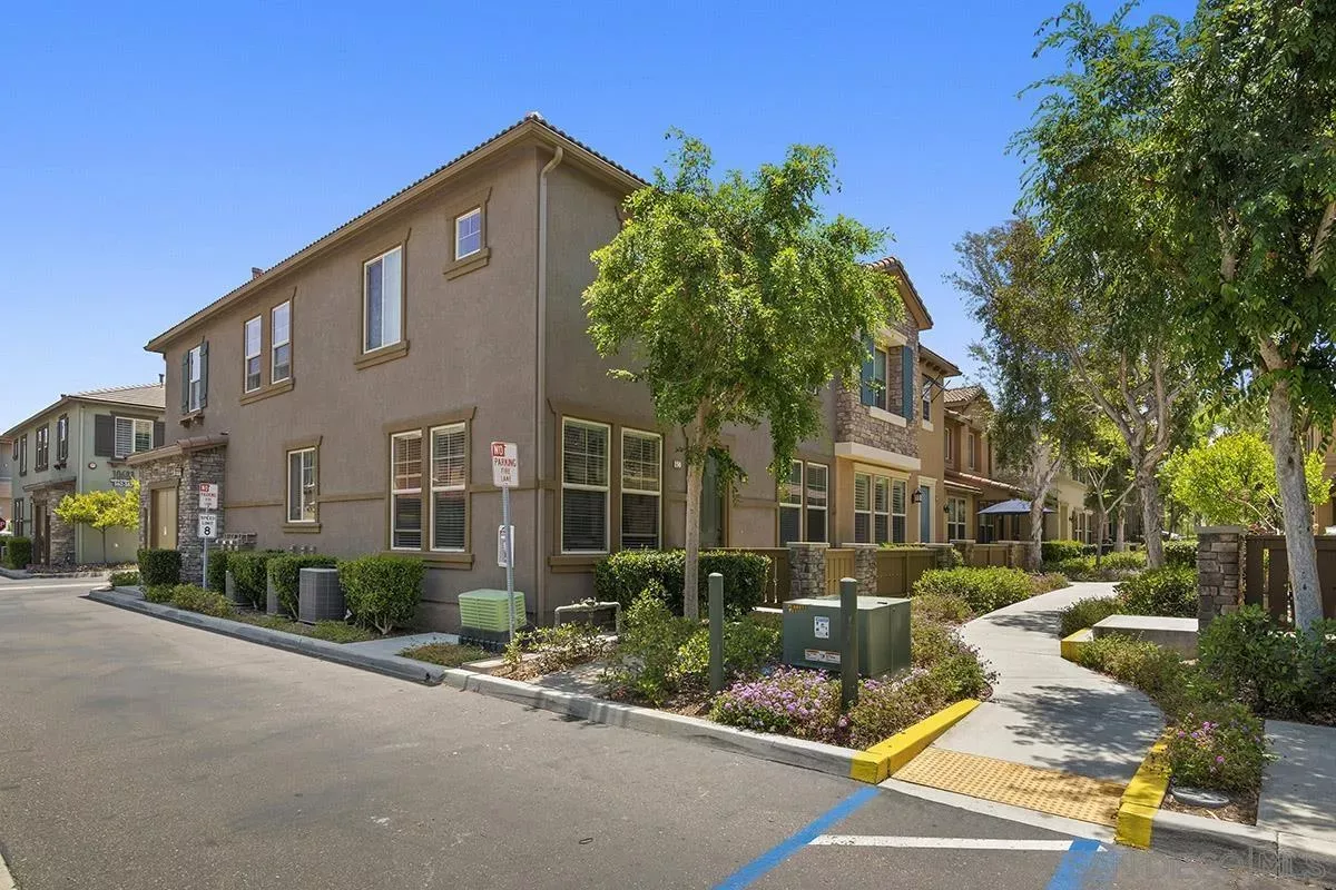Property Photo: 10667 Golden Willow 150 CA 92130