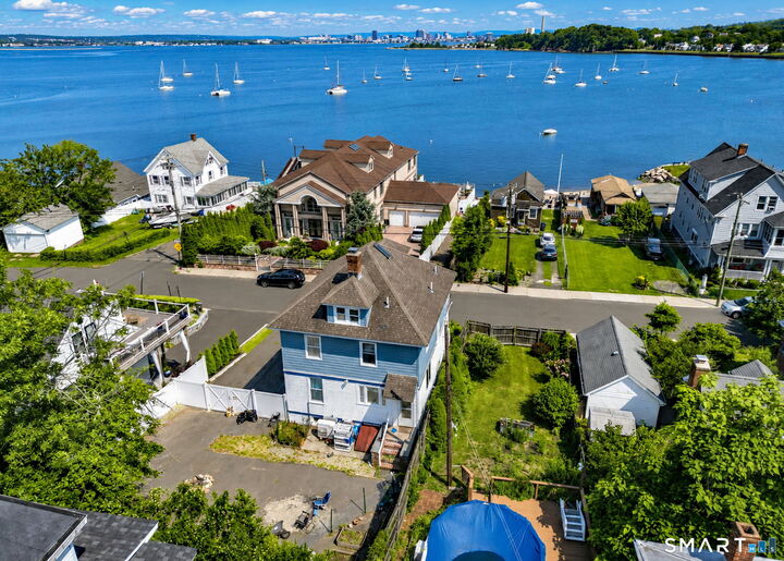 Property Photo:  119 Cove Street  CT 06512 
