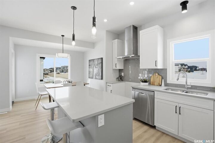Property Photo: 1210 Yuel Way SK S7V 0S1