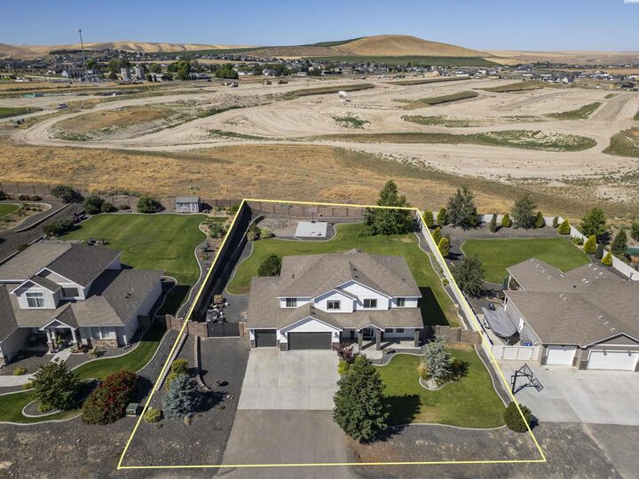 Property Photo:  2961 Karlee Drive  WA 99352 
