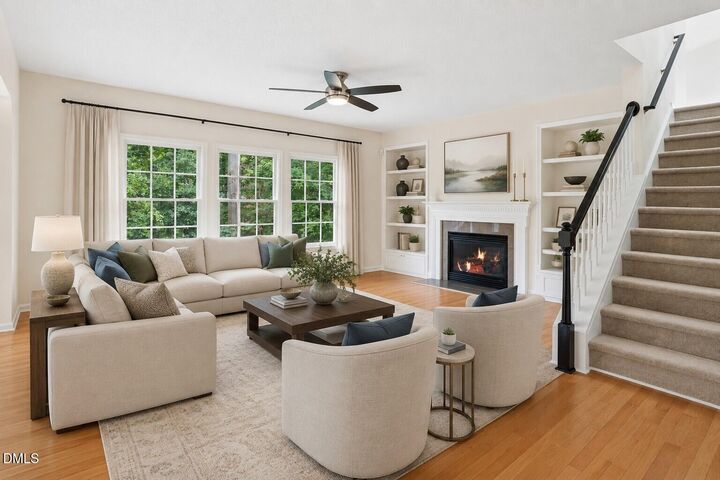 Property Photo: 119 Holmhurst Court NC 27519