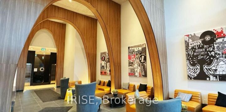 Property Photo:  270 Dufferin Street 1119  ON M6K 3C5 