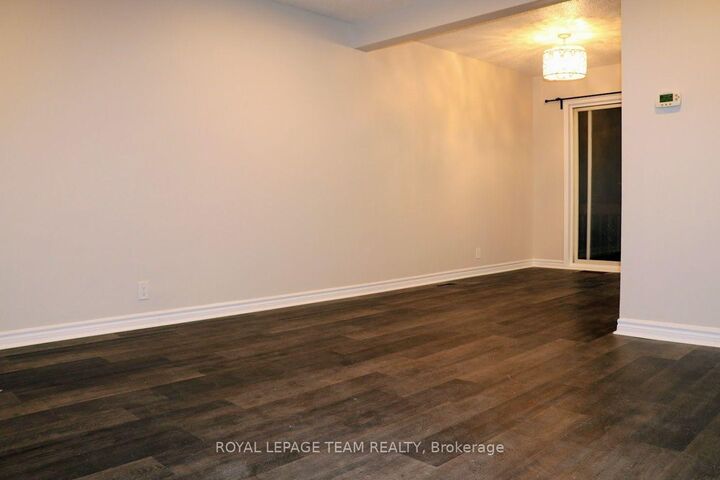 Photo de la propriété: 1220 Dorchester Avenue ON K1Z 8E4
