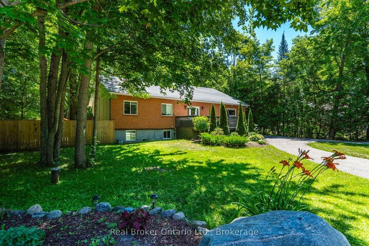 Property Photo: 5 Sunburn Road ON L0L 2J0
