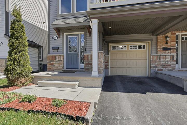 Property Photo:  124 Pennant Avenue  ON K2J 5W6 