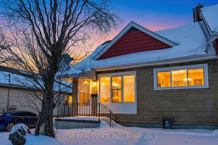 68 Queen Street S — photo 1