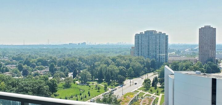 Property Photo:  50 Town Centre Court 1703  ON M1P 0A9 