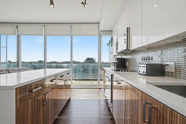 Property Photo: 300 Lisgar Street 1208 ON K2P 0E2