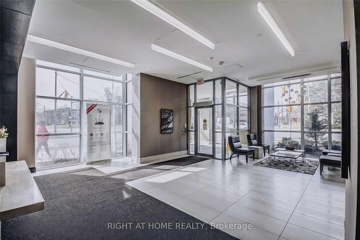 Property Photo:  275 Yorkland Road 1502  ON M2J 0B4 