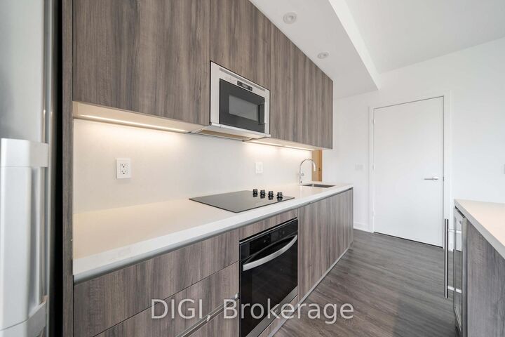 Property Photo:  8 Gloucester Street 1502  ON M4Y 0H8 