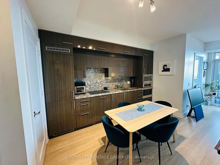 Property Photo: 5 Sheppard Avenue 4318 ON M2N 0G4