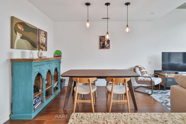 Property Photo: 10 Morrison Street 614 ON M5V 2T8
