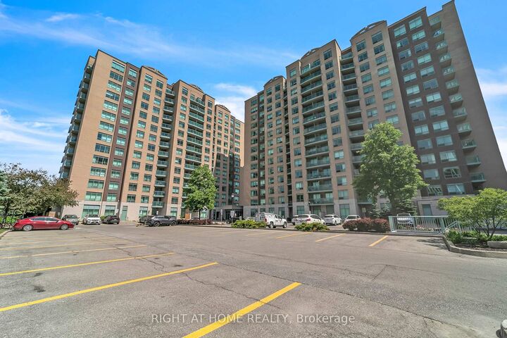 Property Photo:  11 Oneida Crescent 1202  ON L4B 0A1 