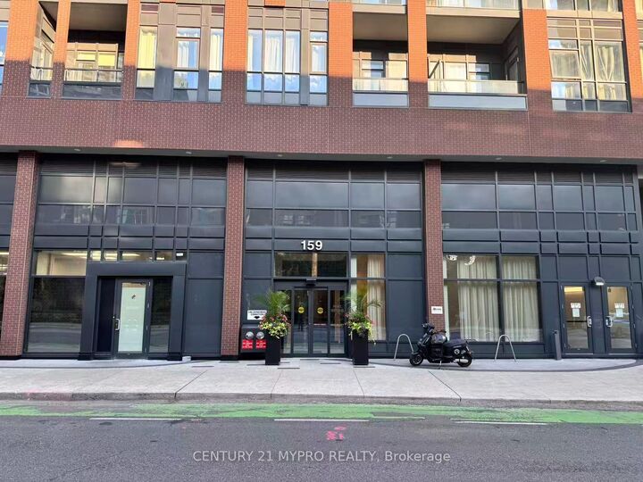 Property Photo:  159 Wellesley Street E 3403  ON M4Y 0H5 