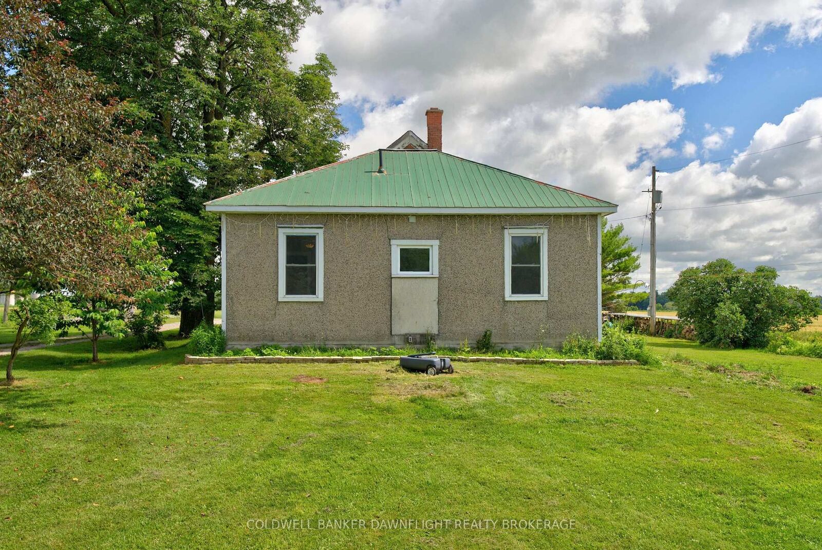 Property Photo:  5740 32 Line  ON N0K 1N0 