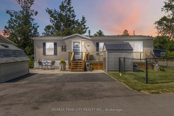 27 Elm Street — photo 1